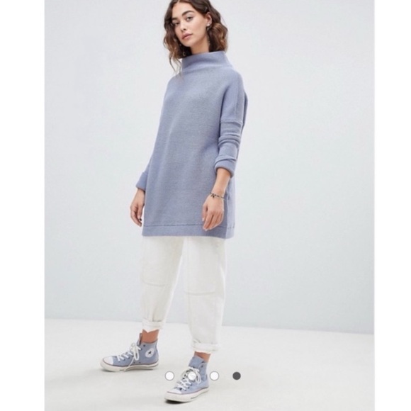 Free People Ottoman Slouchy Tunic Sweater Blue - Picture 2 of 13